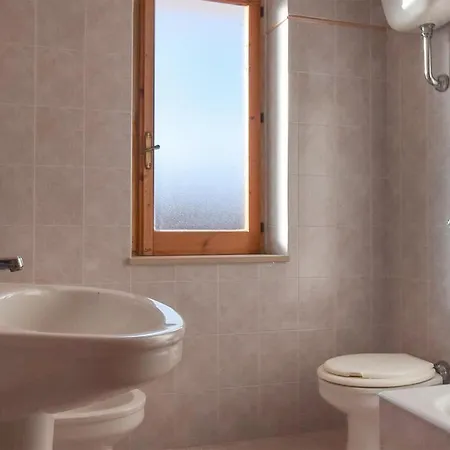 Apartamento Beautiful In Badolato Marina